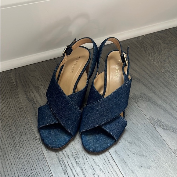 Talbots Women's Blue Slingback Sandals - Picture 2 of 4